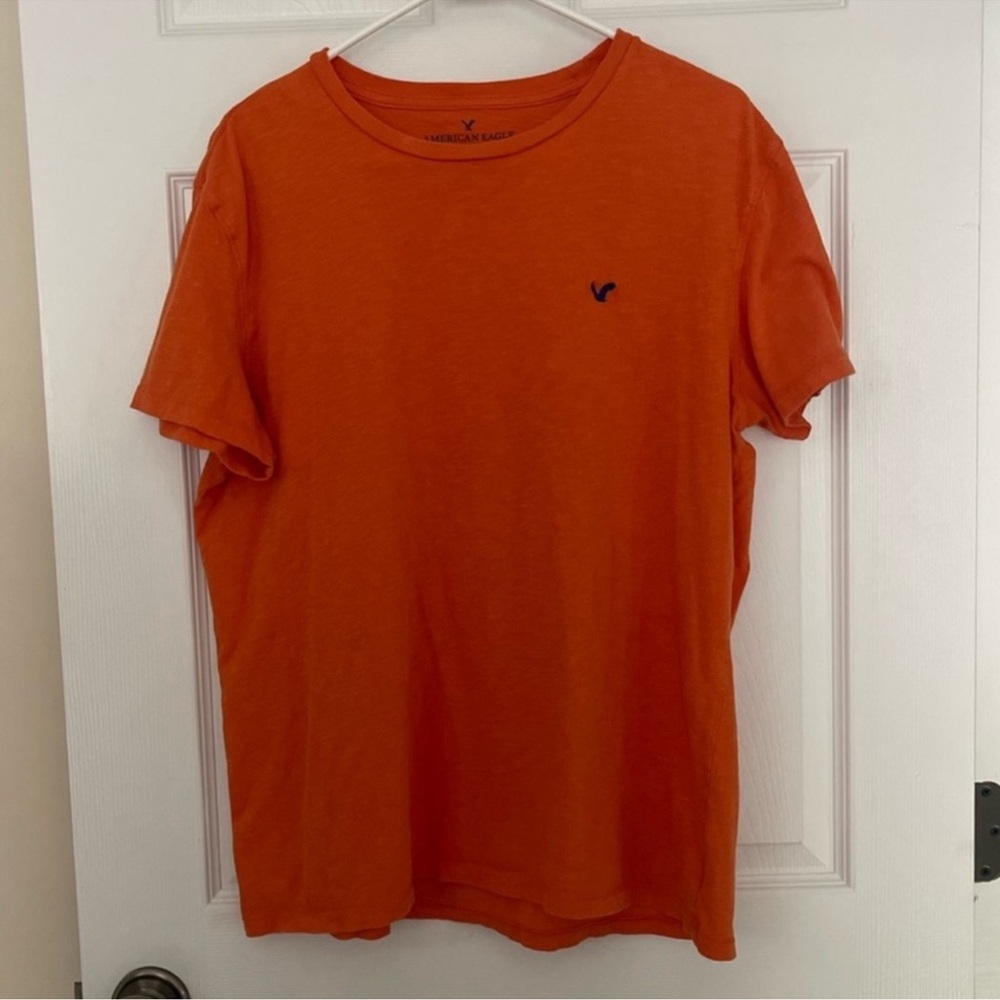 American Eagle tee